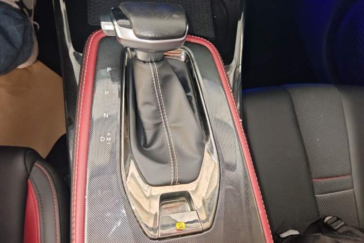 Used CHANGAN OSHAN X5 2021 1.5T DCT Flagship Edition Gear Lever