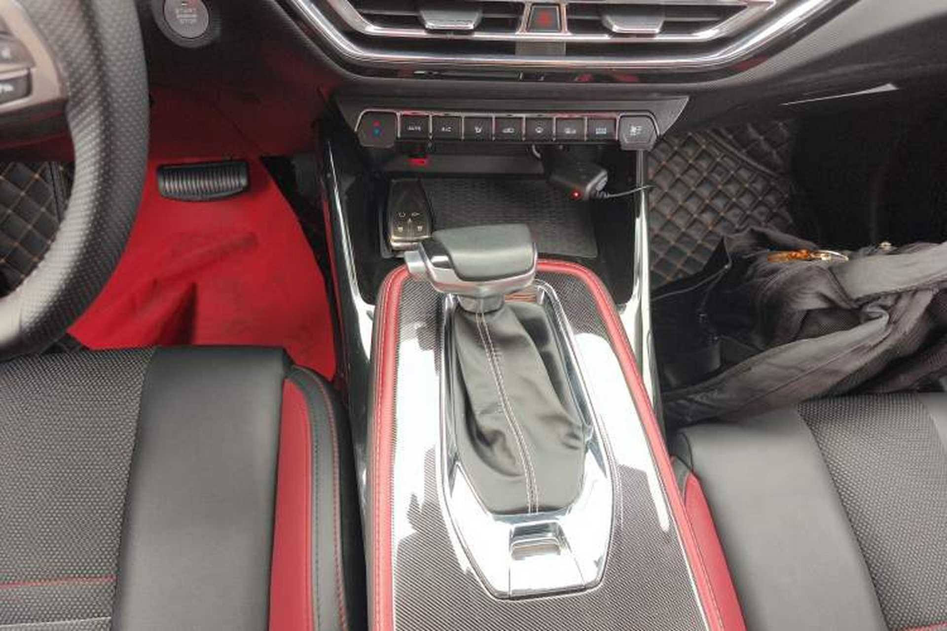 Used CHANGAN OSHAN X5 2021 1.5T DCT Prestige Edition Gear Lever