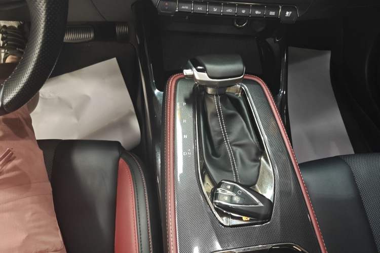 Used CHANGAN OSHAN X5 2021 1.5T DCT Flagship Edition Gear Lever
