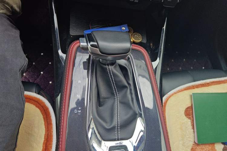 Used CHANGAN OSHAN X5 2021 1.5T DCT Prestige Edition Gear Lever