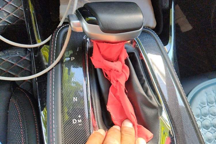 Used CHANGAN OSHAN X5 2021 1.6L CVT Luxury Model Gear Lever