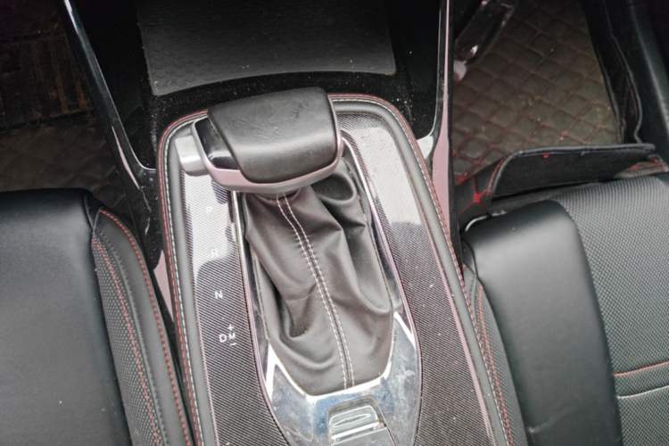 Used CHANGAN OSHAN X5 2021 1.5T DCT Prestige Edition Gear Lever