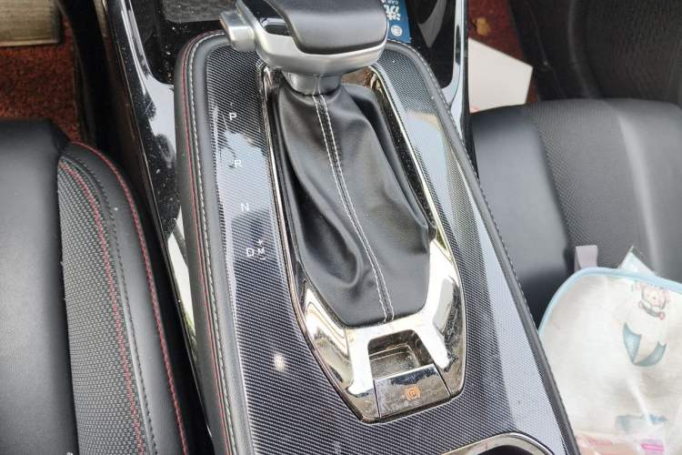 Used CHANGAN OSHAN X5 2021 1.6L CVT Luxury Model Gear Lever