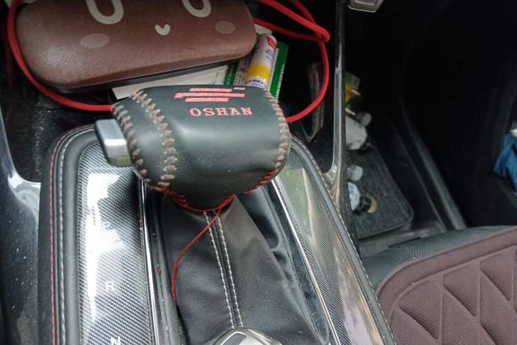 Used CHANGAN OSHAN X5 2021 1.6L CVT Luxury Model Gear Lever