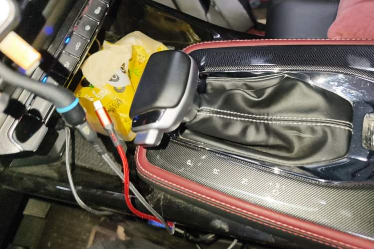 Used CHANGAN OSHAN X5 2021 1.5T DCT Prestige Edition Gear Lever