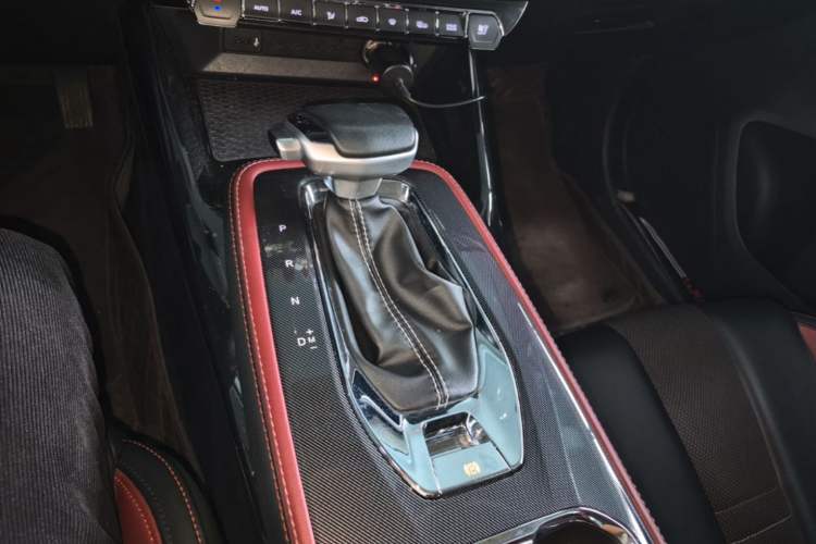 Used CHANGAN OSHAN X5 2021 1.5T DCT Prestige Edition Gear Lever