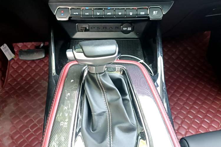 Used CHANGAN OSHAN X5 2021 Revised Version 1.5T DCT Luxury Edition Gear Lever