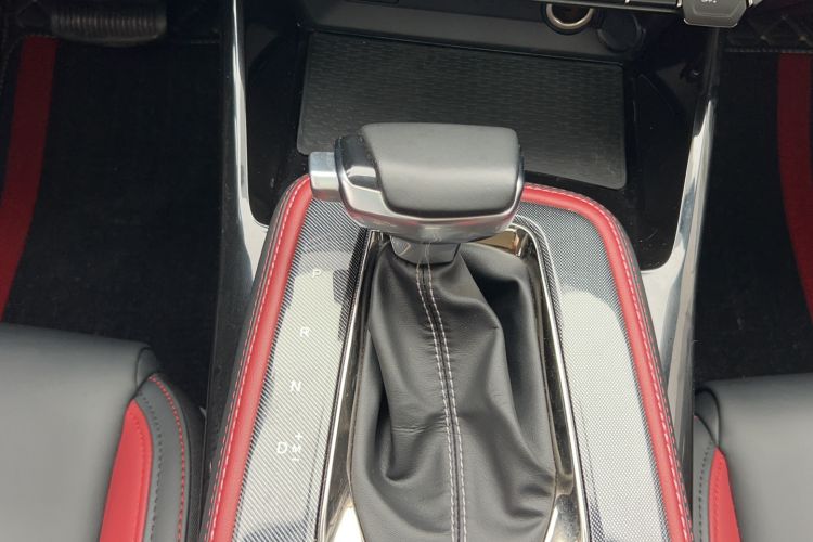 Used CHANGAN OSHAN X5 2021 Revised Version 1.5T DCT Luxury Edition Gear Lever