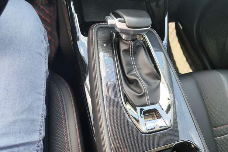 Used CHANGAN OSHAN X5 2021 1.5T DCT Flagship Edition Gear Lever
