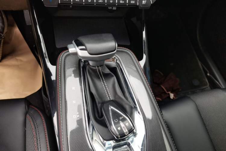 Used CHANGAN OSHAN X5 2021 1.6L CVT Luxury Model Gear Lever