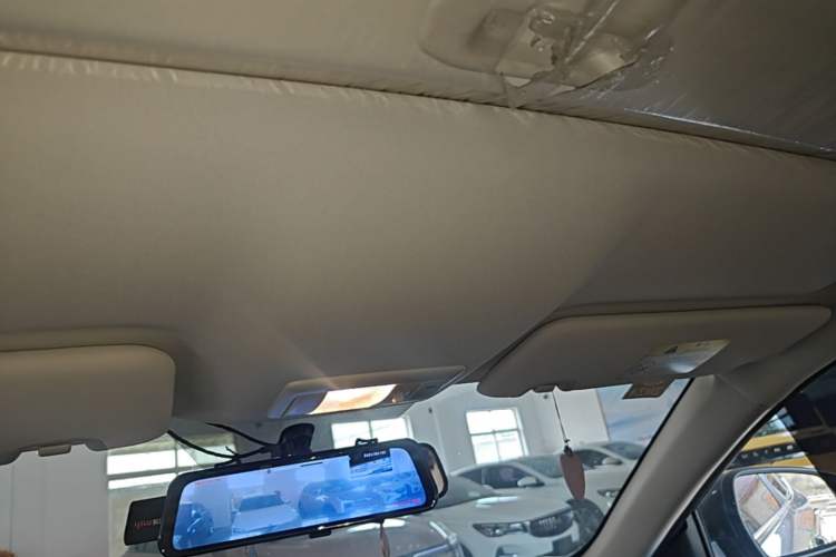 Used CHANGAN OSHAN X5 2021 Revised Version 1.5T DCT Luxury Edition Headliner