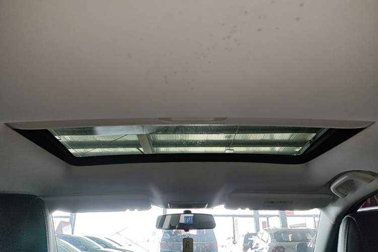 Used CHANGAN OSHAN X5 2021 Revised Version 1.5T DCT Luxury Edition Headliner