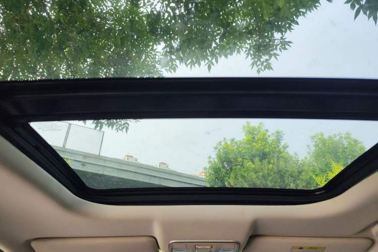 Used CHANGAN OSHAN X5 2021 1.5T DCT Flagship Edition Headliner