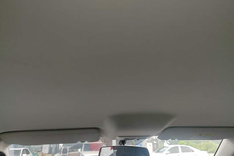 Used CHANGAN OSHAN X5 2021 1.6L CVT Comfort Model Headliner
