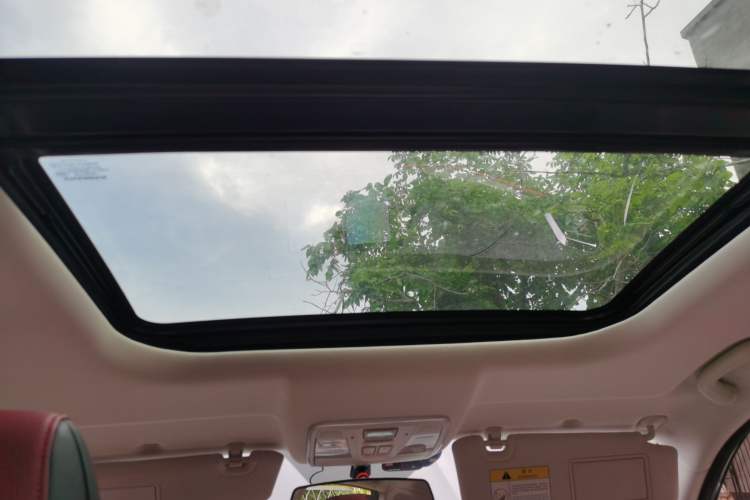 Used CHANGAN OSHAN X5 2021 1.5T DCT Luxury Edition Headliner