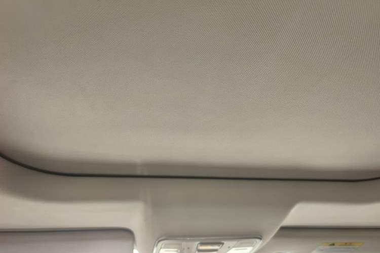 Used CHANGAN OSHAN X5 2021 1.5T DCT Prestige Edition Headliner