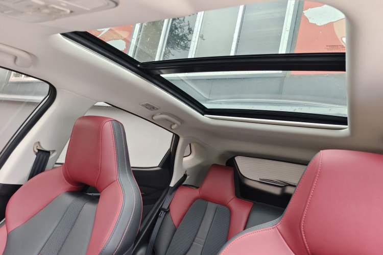 Used CHANGAN OSHAN X5 2021 1.5T DCT Prestige Edition Headliner