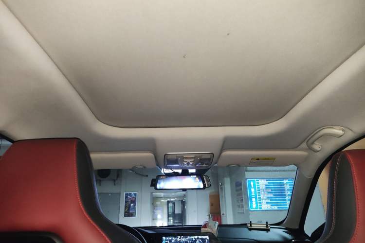 Used CHANGAN OSHAN X5 2021 1.5T DCT Prestige Edition Headliner