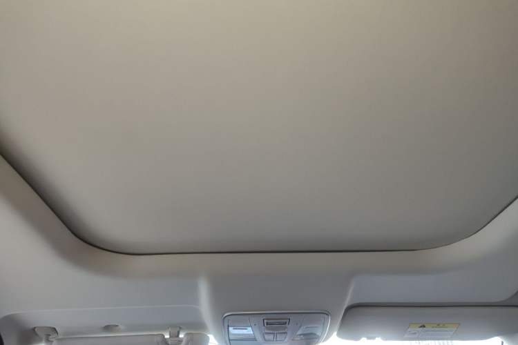 Used CHANGAN OSHAN X5 2021 1.5T DCT Prestige Edition Headliner