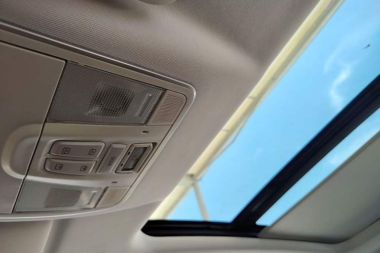 Used CHANGAN OSHAN X5 2021 1.5T DCT Flagship Edition Headliner
