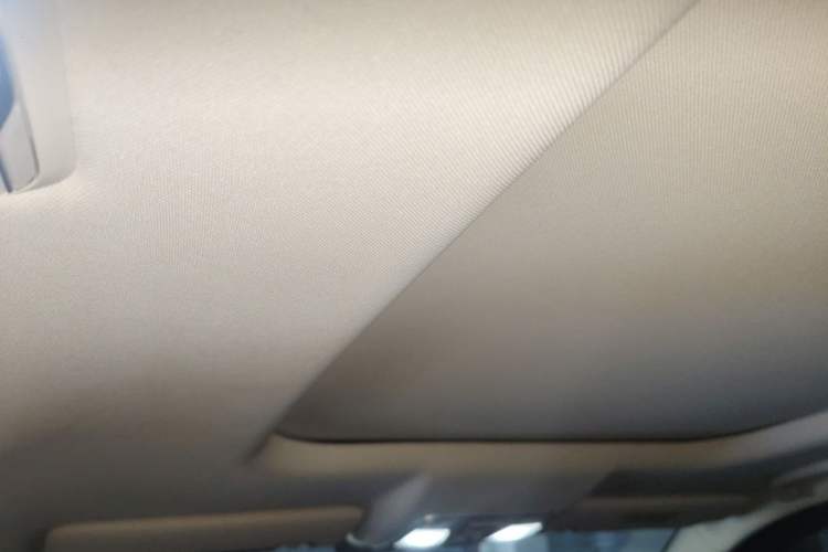 Used CHANGAN OSHAN X5 2021 1.5T DCT Flagship Edition Headliner