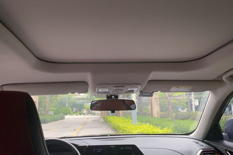 Used CHANGAN OSHAN X5 2021 1.5T DCT Prestige Edition Headliner