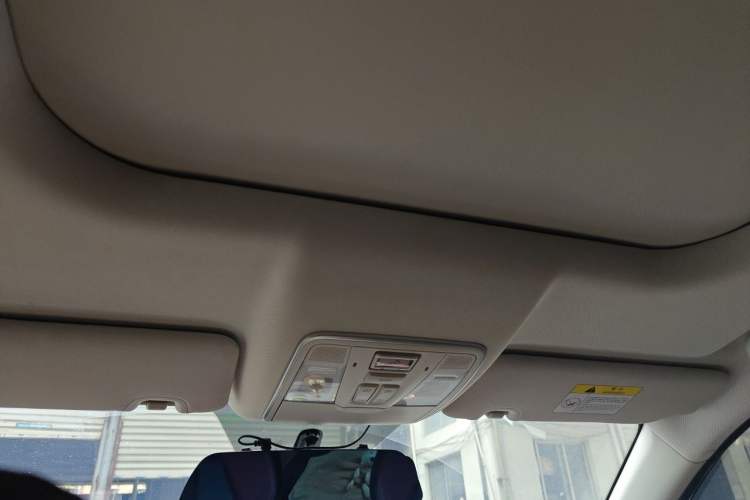 Used CHANGAN OSHAN X5 2021 1.5T DCT Prestige Edition Headliner