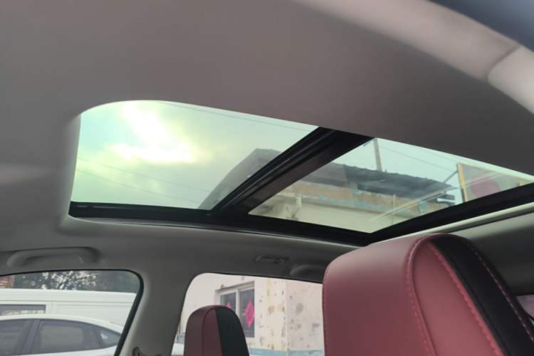 Used CHANGAN OSHAN X5 2021 1.5T DCT Flagship Edition Headliner