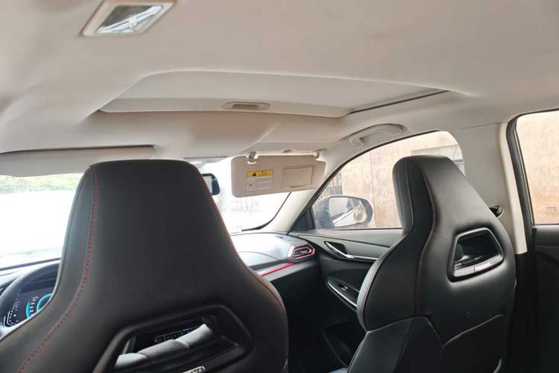 Used CHANGAN OSHAN X5 2021 1.6L CVT Luxury Model Headliner
