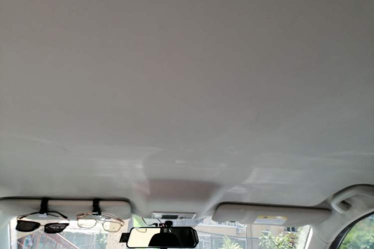 Used CHANGAN OSHAN X5 2021 1.6L CVT Luxury Version Headliner