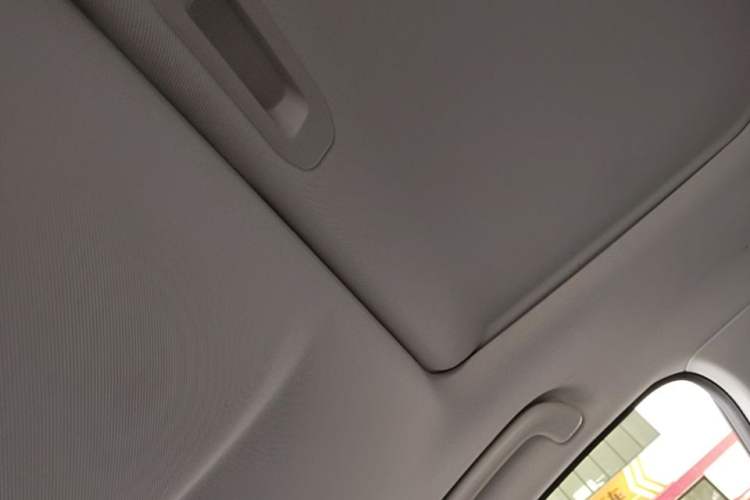 Used CHANGAN OSHAN X5 2021 1.6L CVT Luxury Model Headliner