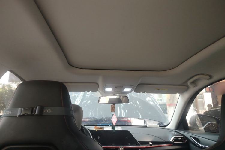 Used CHANGAN OSHAN X5 2021 1.6L CVT Flagship Model Headliner