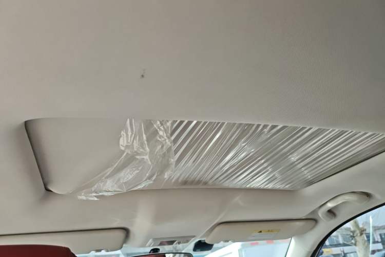 Used CHANGAN OSHAN X5 2021 Revised Version 1.5T DCT Luxury Edition Headliner