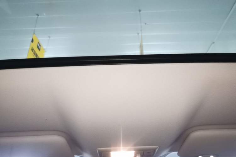 Used CHANGAN OSHAN X5 2021 1.5T DCT Luxury Edition Headliner