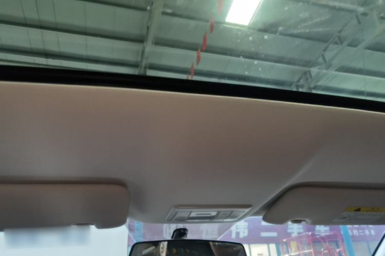 Used CHANGAN OSHAN X5 2021 1.6L CVT Luxury Model Headliner