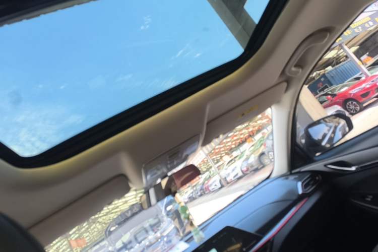 Used CHANGAN OSHAN X5 2021 1.5T DCT Prestige Edition Headliner