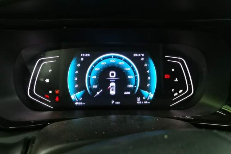 Used CHANGAN OSHAN X5 2021 1.5T DCT Flagship Edition Instrument Cluster