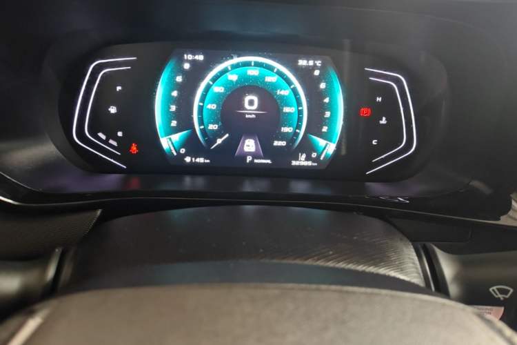 Used CHANGAN OSHAN X5 2021 1.5T DCT Flagship Edition Instrument Cluster