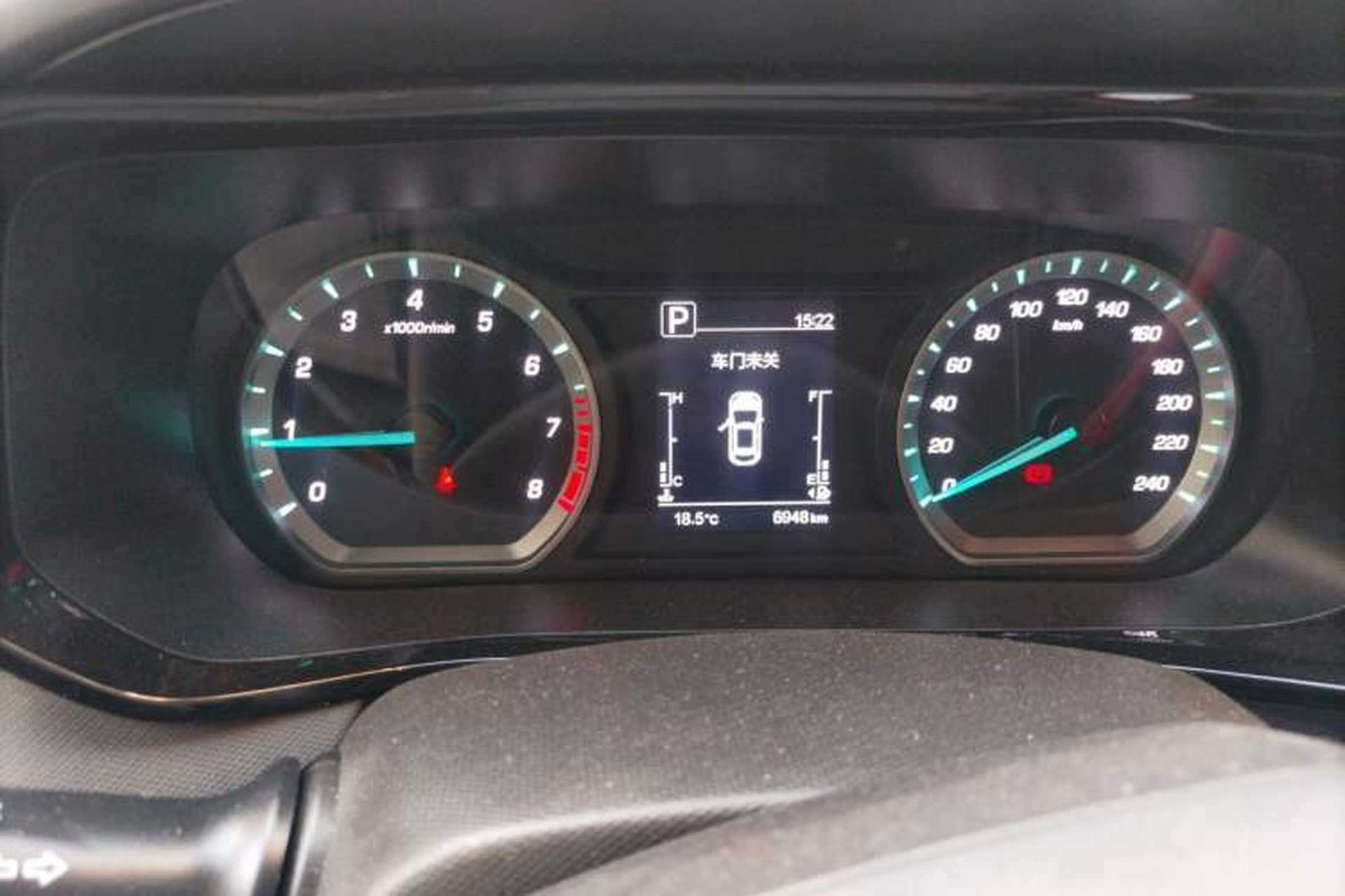 Used CHANGAN OSHAN X5 2021 Revised Version 1.5T DCT Luxury Edition Instrument Cluster