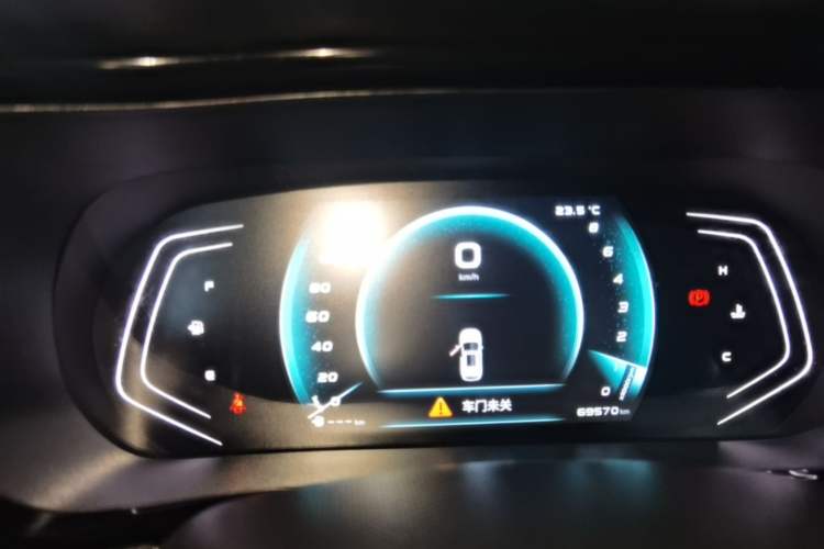Used CHANGAN OSHAN X5 2021 1.5T DCT Prestige Edition Instrument Cluster