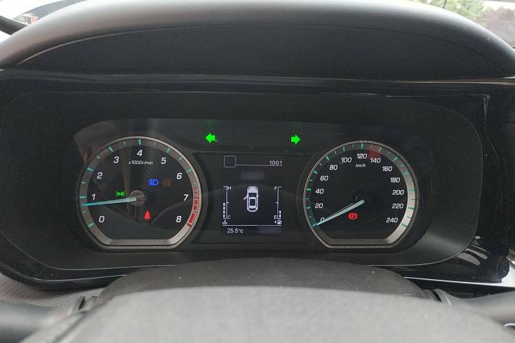 Used CHANGAN OSHAN X5 2021 Revised Version 1.6L Manual Luxury Edition Instrument Cluster