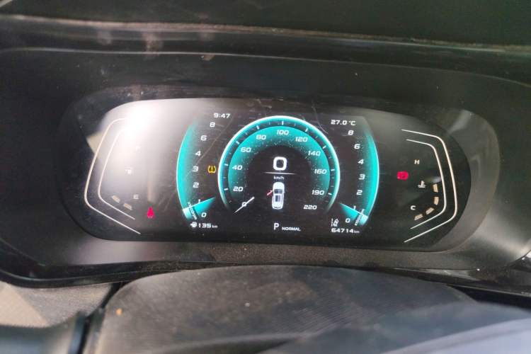 Used CHANGAN OSHAN X5 2021 1.5T DCT Flagship Edition Instrument Cluster