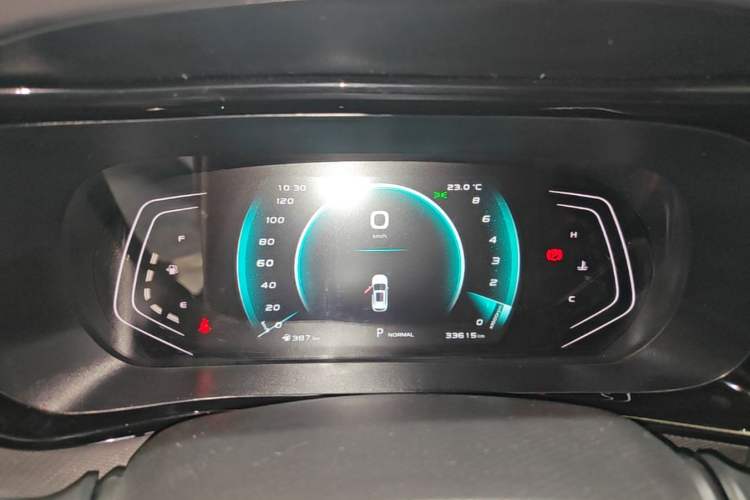 Used CHANGAN OSHAN X5 2021 1.5T DCT Flagship Edition Instrument Cluster
