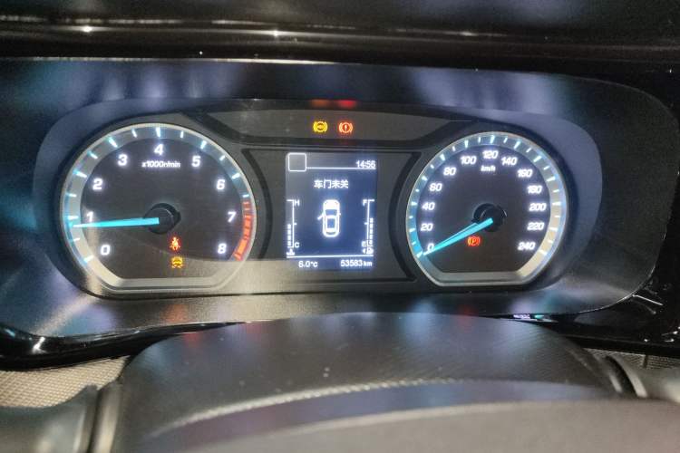 Used CHANGAN OSHAN X5 2021 Revised Version 1.6L Manual Luxury Edition Instrument Cluster