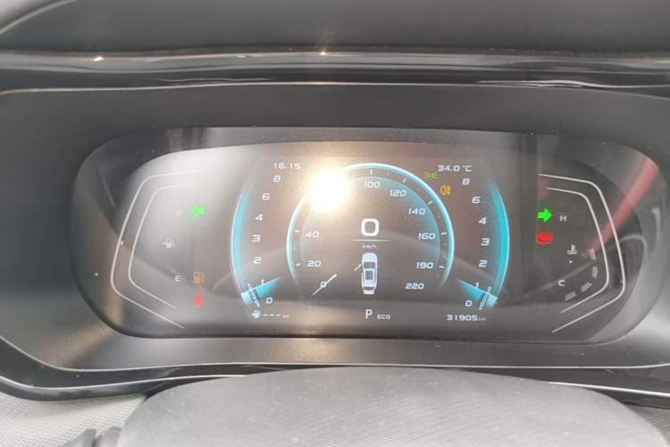Used CHANGAN OSHAN X5 2021 1.5T DCT Prestige Edition Instrument Cluster