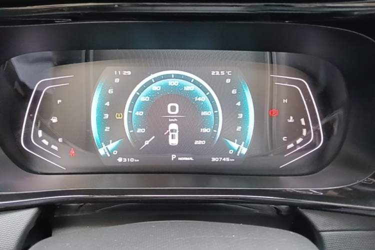 Used CHANGAN OSHAN X5 2021 1.6L CVT Luxury Model Instrument Cluster