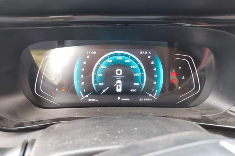 Used CHANGAN OSHAN X5 2021 1.5T DCT Prestige Edition Instrument Cluster