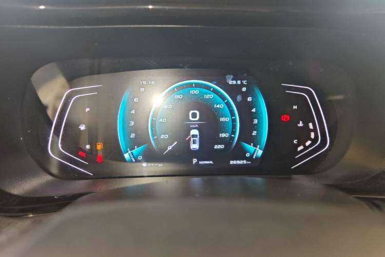Used CHANGAN OSHAN X5 2021 1.5T DCT Flagship Edition Instrument Cluster