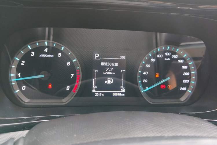 Used CHANGAN OSHAN X5 2021 Revised Version 1.6L CVT Luxury Edition Instrument Cluster