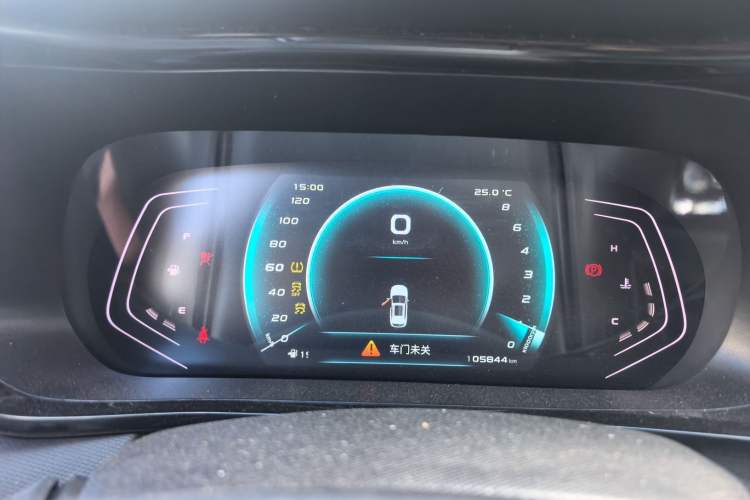 Used CHANGAN OSHAN X5 2021 1.6L CVT Luxury Model Instrument Cluster